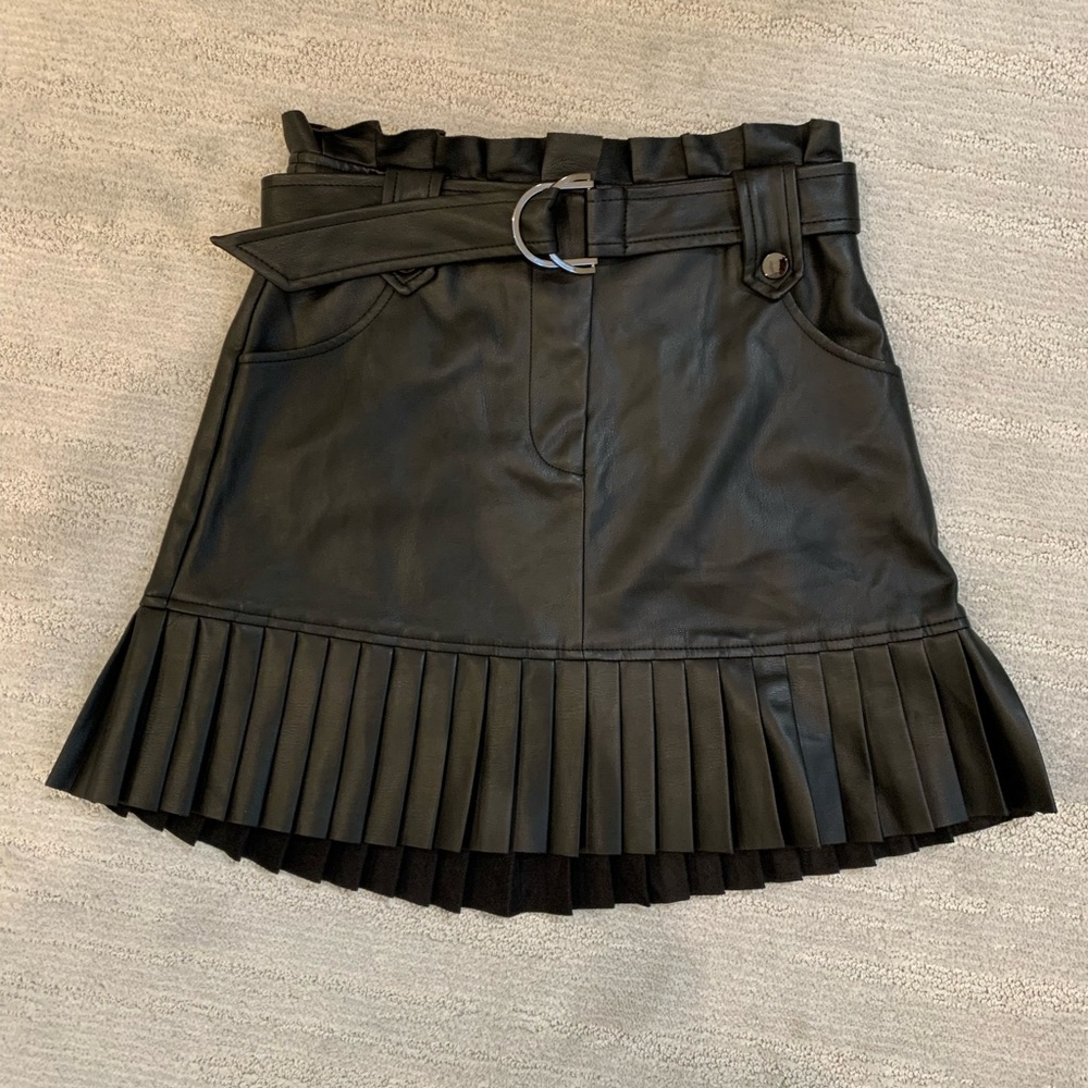 Zara Black Faux Leather Belted Pleated Mini Skirt, XS